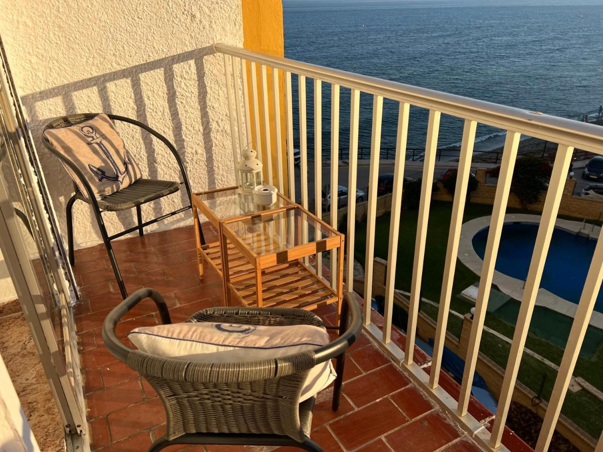Ribera Playa Alhamar Apartment Sitio de Calahonda Luaran gambar