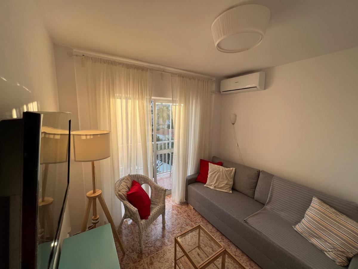 Ribera Playa Alhamar Apartment Sitio de Calahonda Luaran gambar